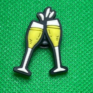 🌼 (5/$10 or 10/$15)NEW “Engagement or Wedding” Croc Charm Collection Toast